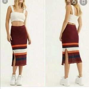 Free People Crochet Skirt NWT BOHO Midi mini look sz Small tight  weave at top.